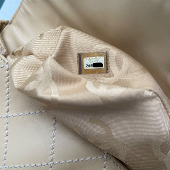 Chanel Wild Stitch beige flap bag - Picture 7 of 10